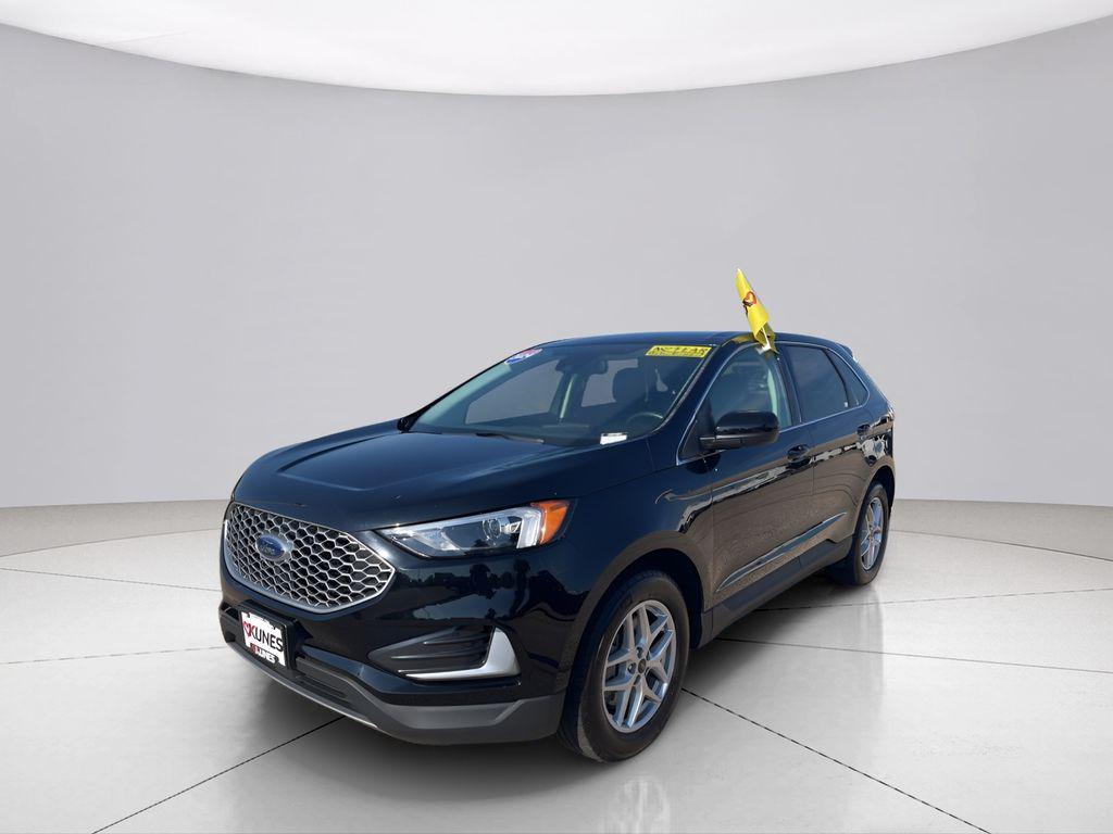 used 2024 Ford Edge car, priced at $24,952