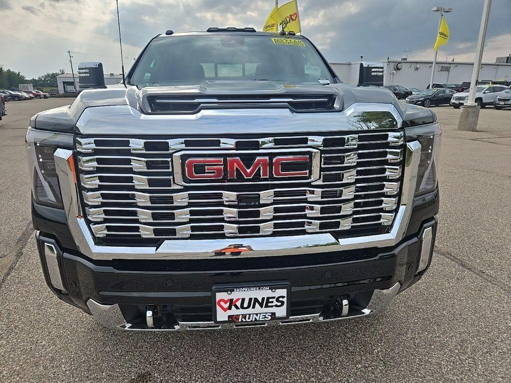 new 2025 GMC Sierra 2500 car, priced at $79,820