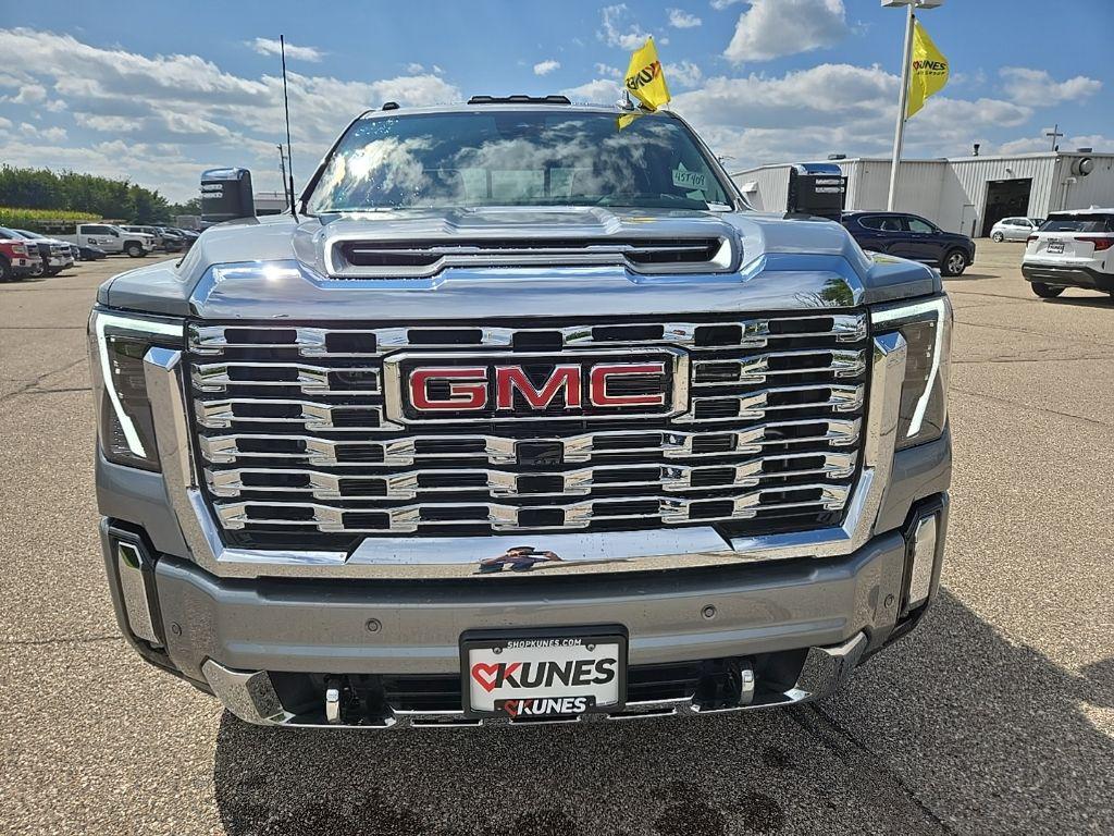 new 2025 GMC Sierra 2500 car, priced at $79,821