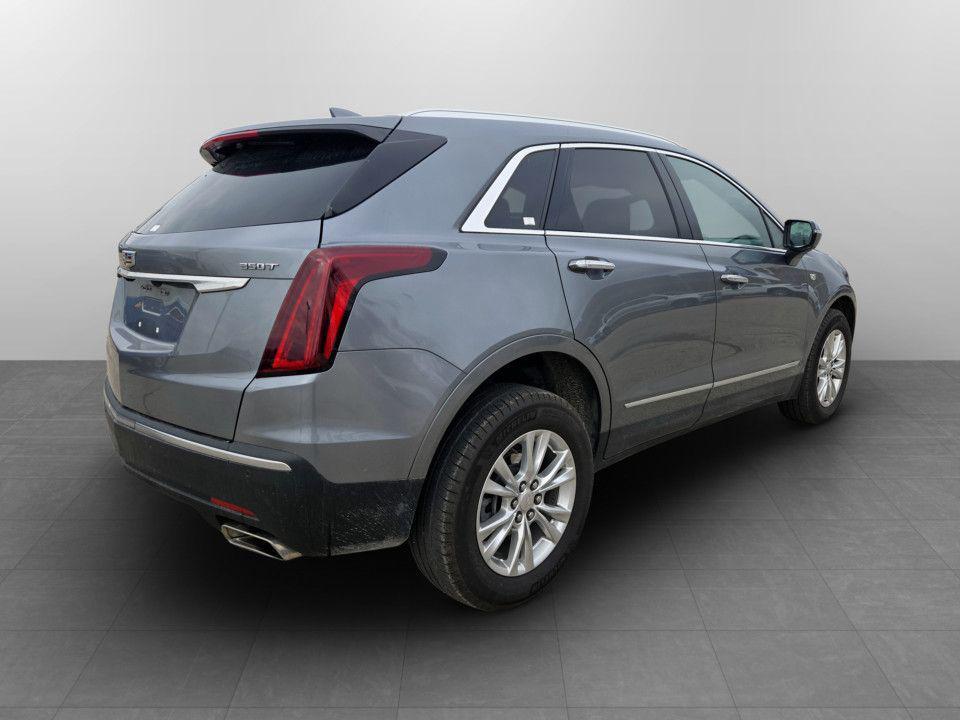 used 2021 Cadillac XT5 car, priced at $23,305