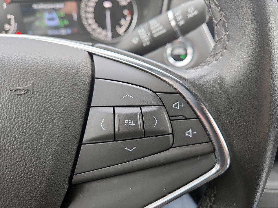 used 2021 Cadillac XT5 car, priced at $23,305