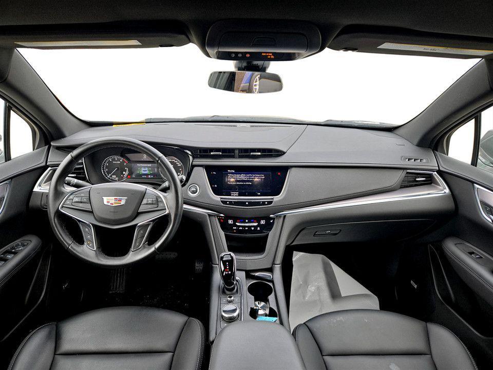 used 2021 Cadillac XT5 car, priced at $23,305