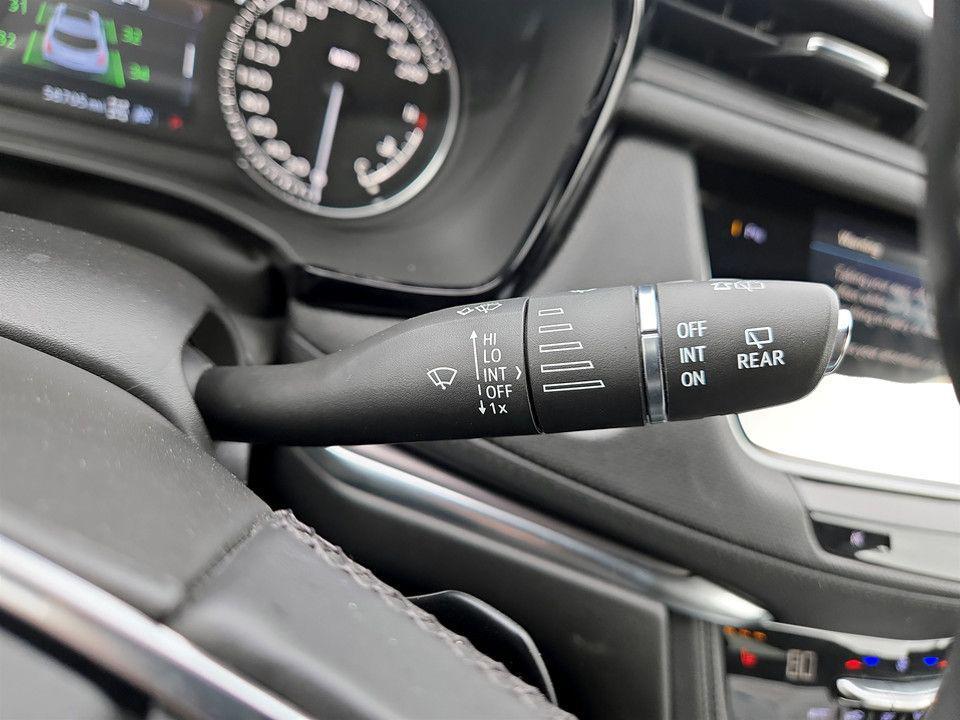 used 2021 Cadillac XT5 car, priced at $23,305