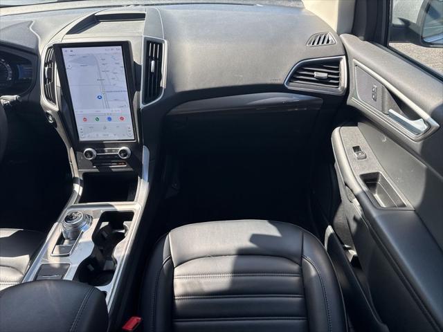 used 2024 Ford Edge car, priced at $25,490