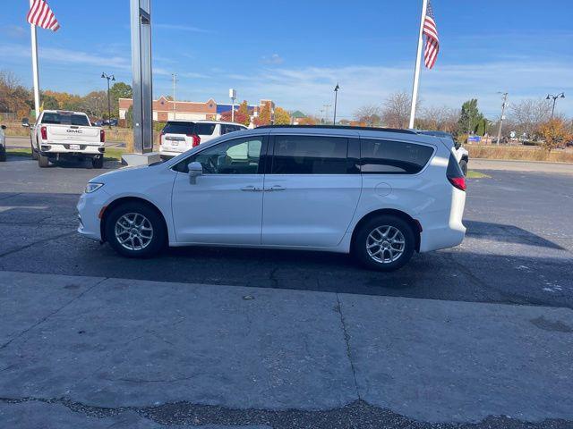 used 2022 Chrysler Pacifica car, priced at $21,999