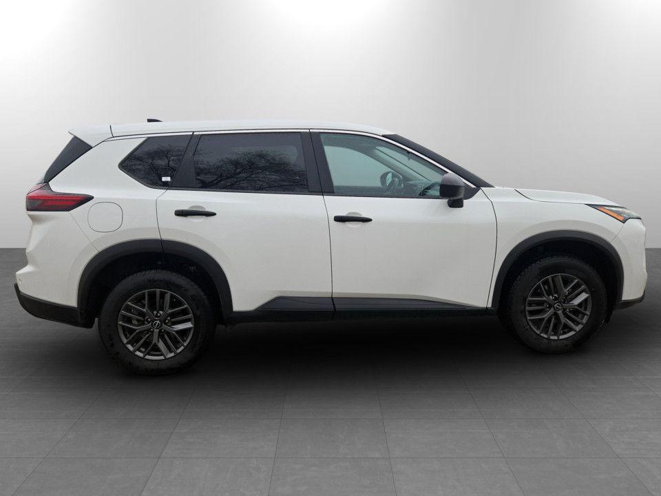 used 2024 Nissan Rogue car, priced at $19,761