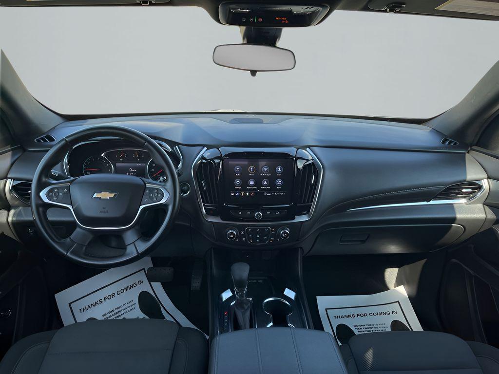 used 2023 Chevrolet Traverse car, priced at $29,284