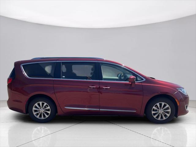 used 2018 Chrysler Pacifica car, priced at $15,152