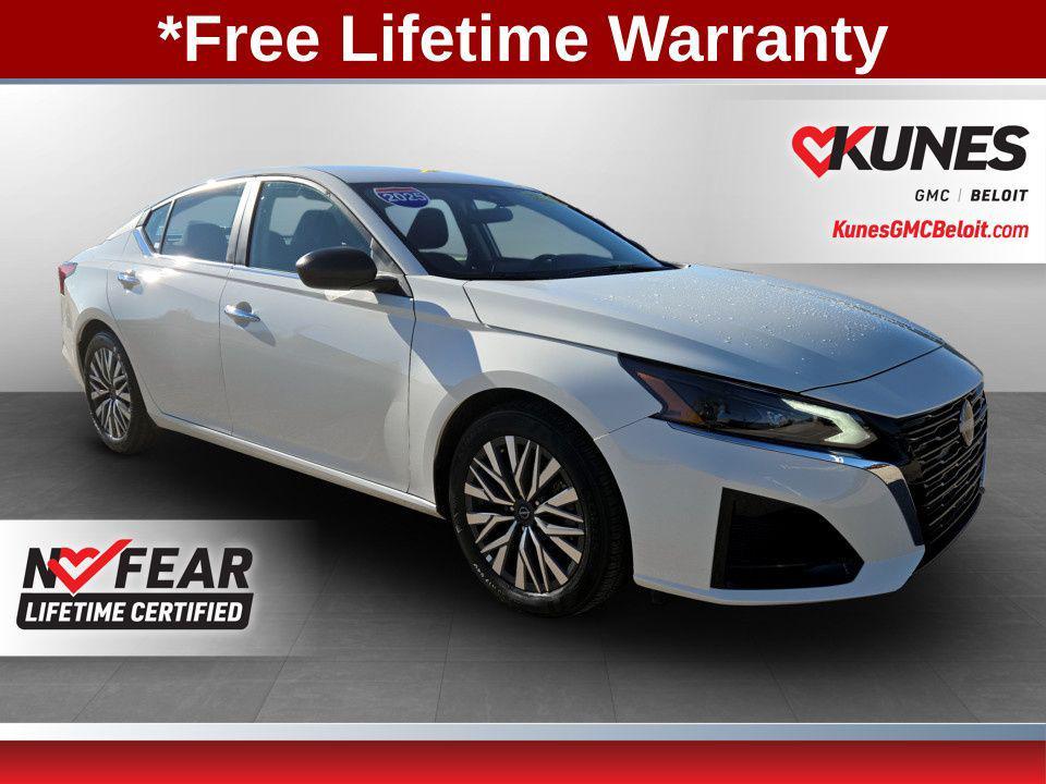 used 2025 Nissan Altima car, priced at $18,259