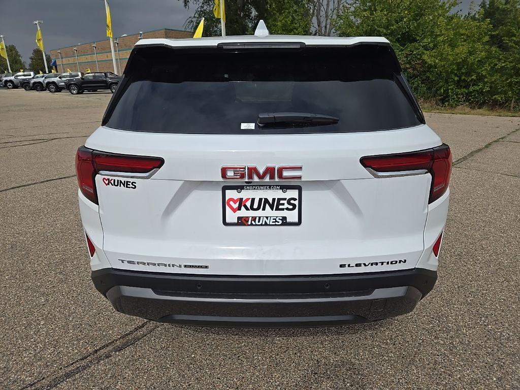 new 2026 GMC Terrain car, priced at $31,990