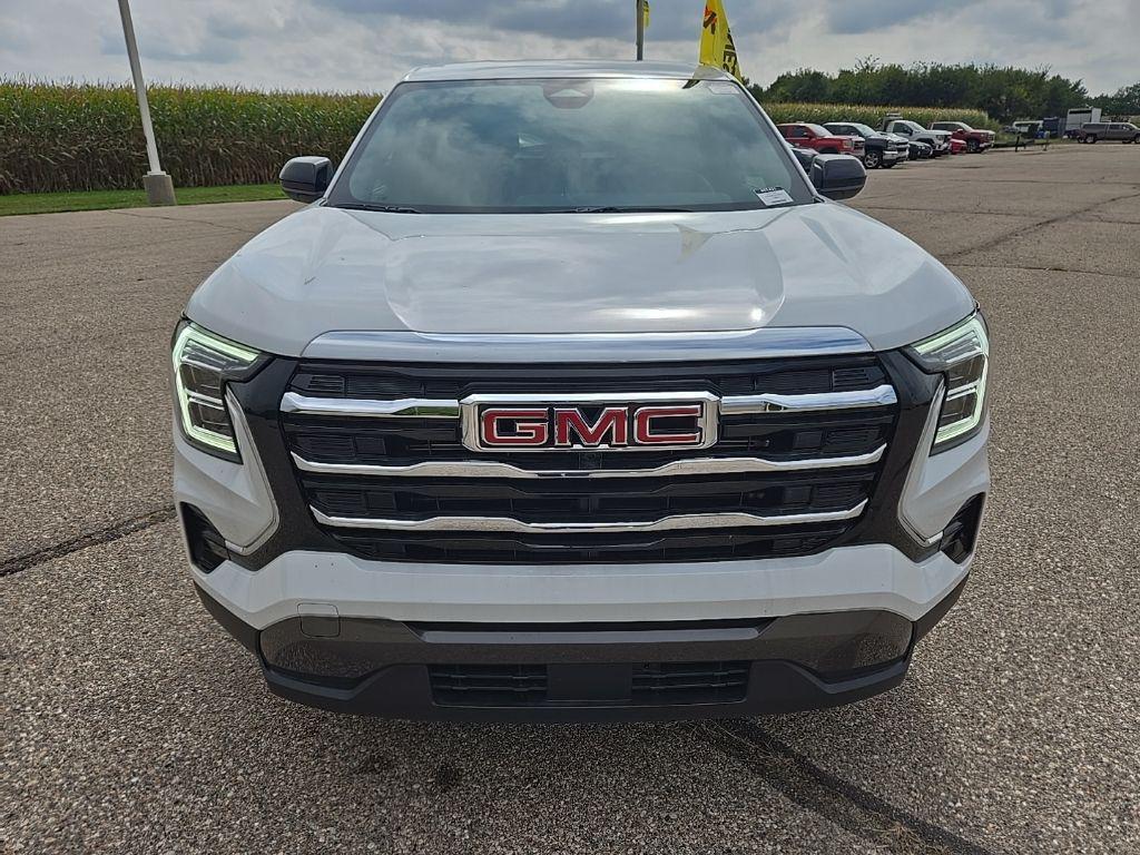new 2026 GMC Terrain car, priced at $31,990