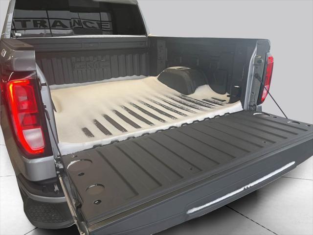 new 2025 GMC Sierra 1500 car, priced at $58,072
