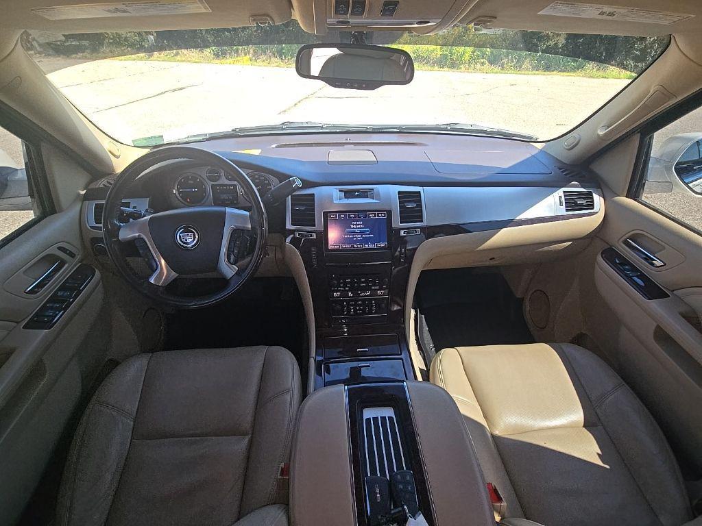 used 2012 Cadillac Escalade ESV car, priced at $13,417