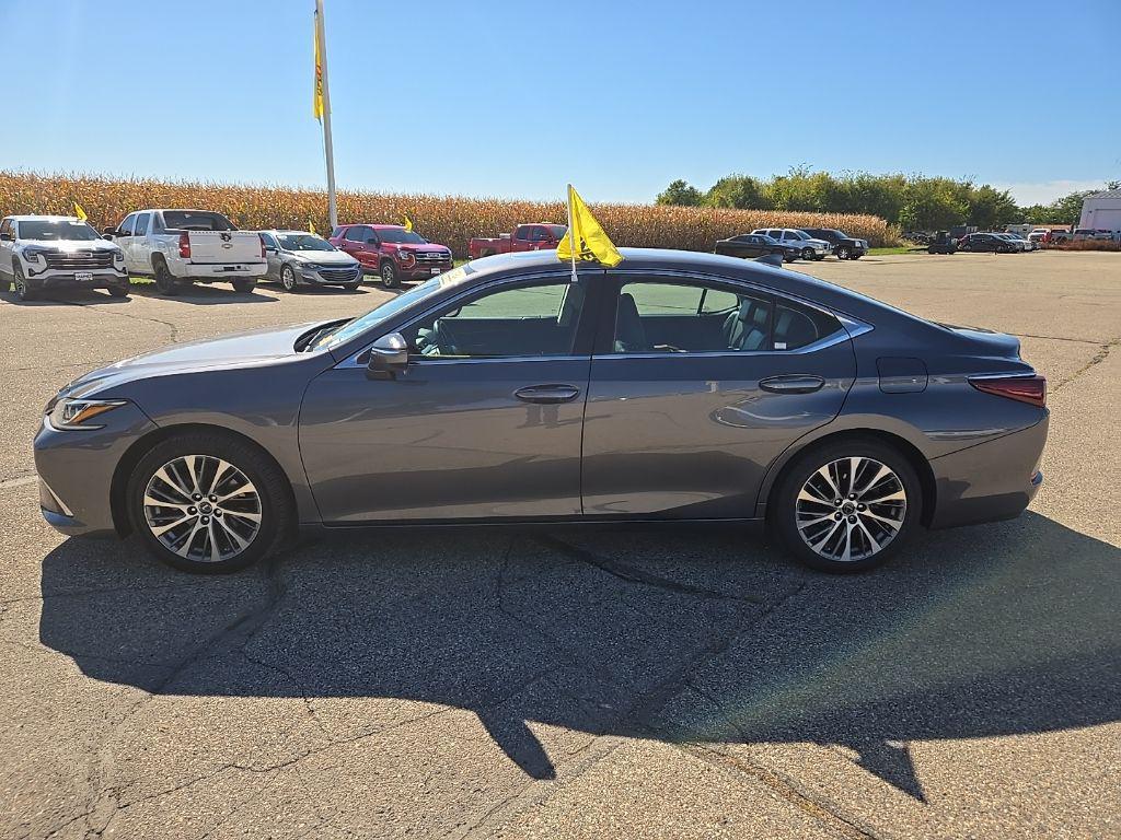 used 2020 Lexus ES 350 car, priced at $26,714