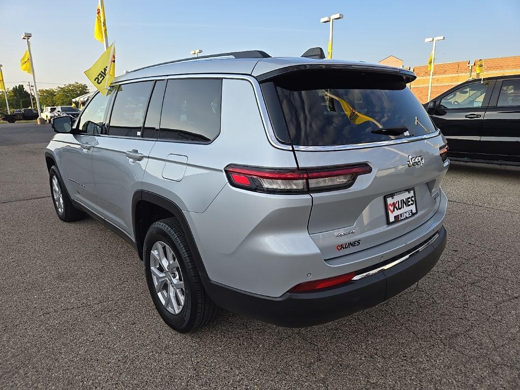 used 2023 Jeep Grand Cherokee L car, priced at $28,998