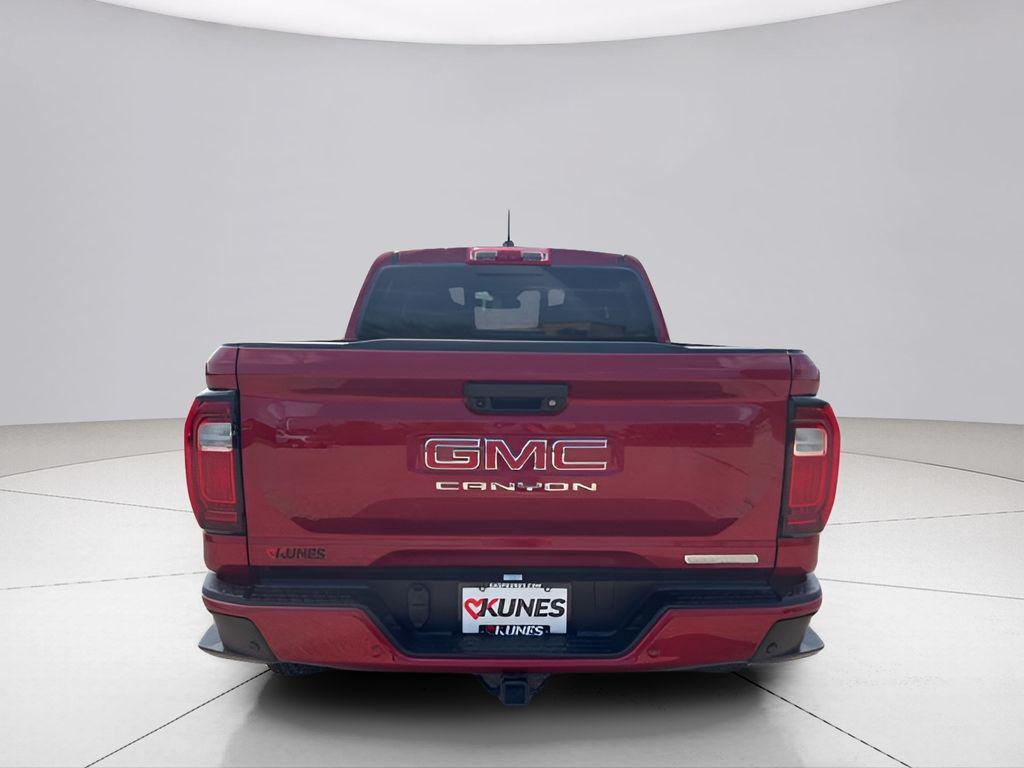 new 2025 GMC Canyon car, priced at $45,321
