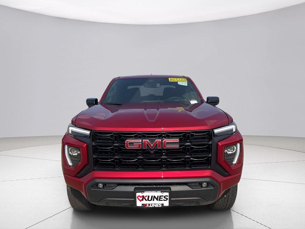 new 2025 GMC Canyon car, priced at $45,321