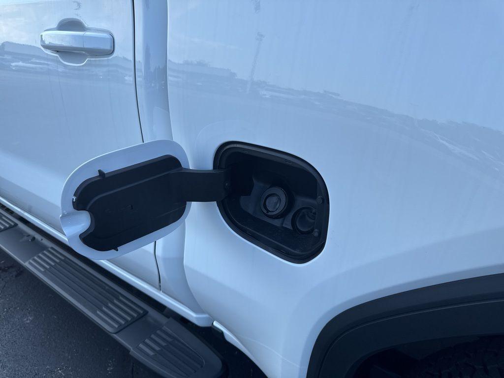new 2025 GMC Sierra 1500 car