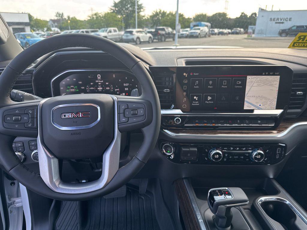 new 2025 GMC Sierra 1500 car