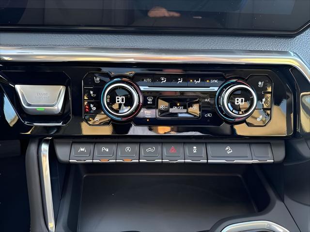 new 2025 GMC Sierra 1500 car, priced at $71,670