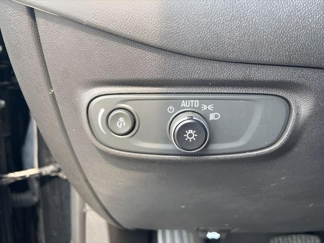 used 2023 Chevrolet Equinox car, priced at $21,350