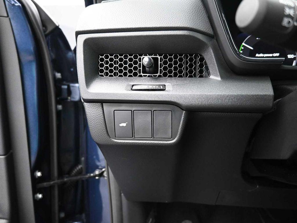 new 2026 Honda CR-V Hybrid car, priced at $41,675