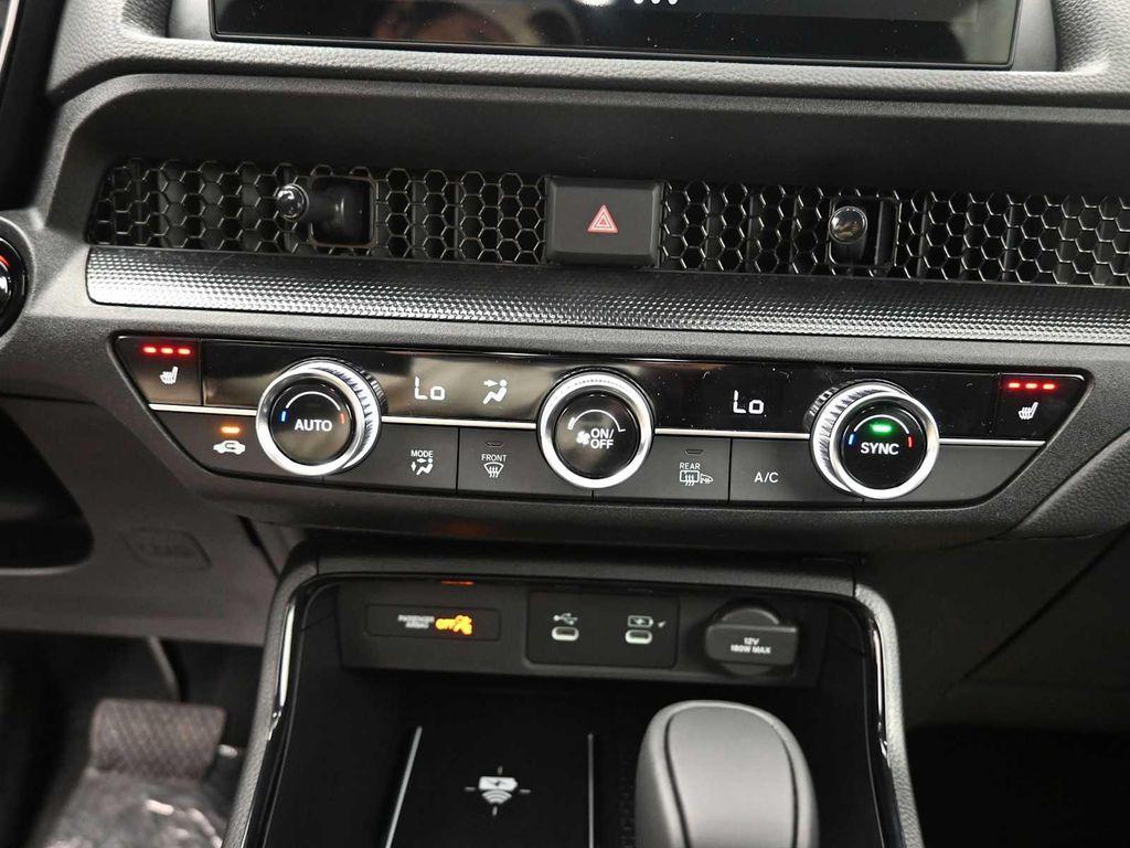 new 2026 Honda CR-V Hybrid car, priced at $40,250