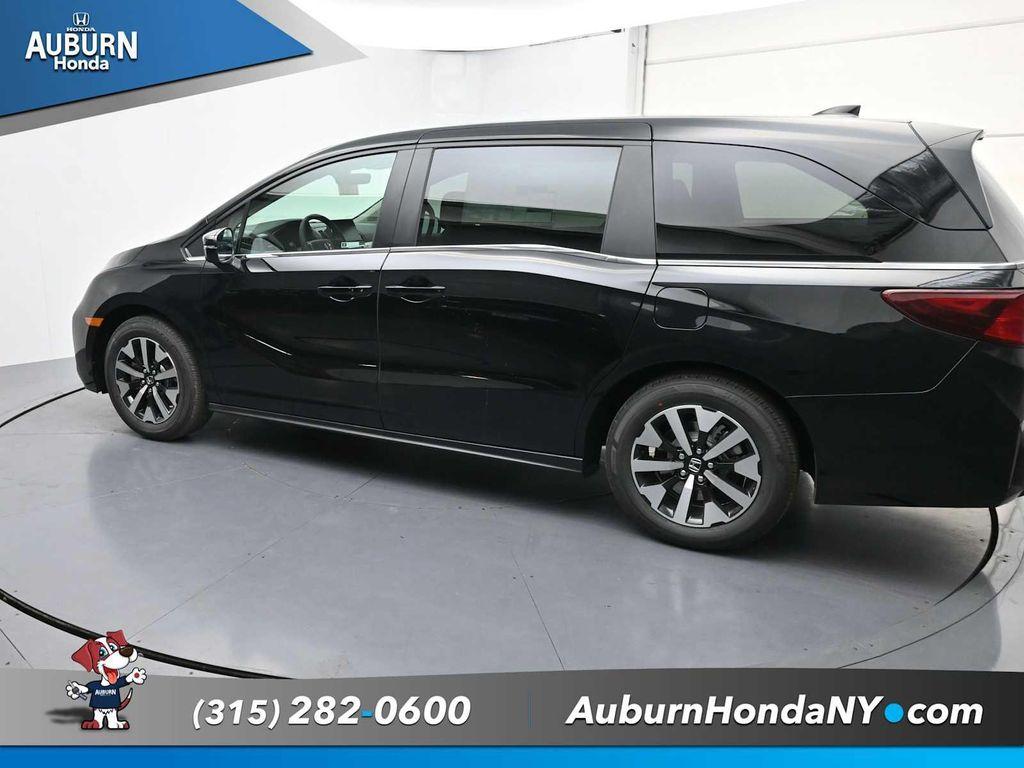 new 2026 Honda Odyssey car, priced at $42,290