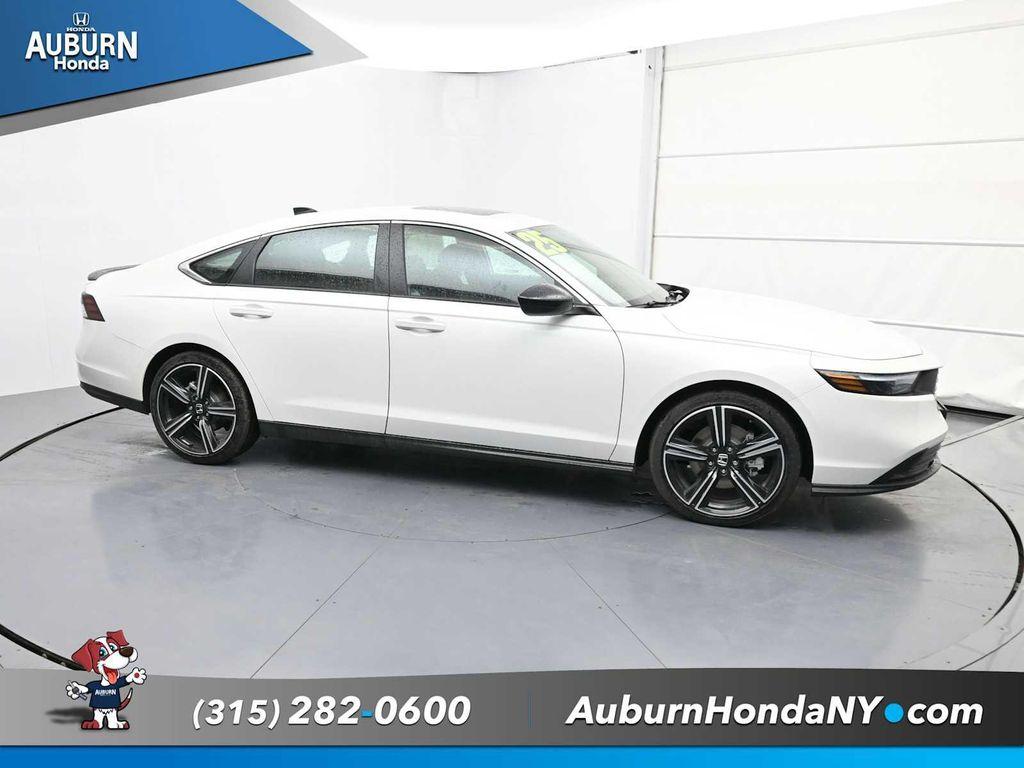 new 2025 Honda Accord Hybrid car, priced at $35,260