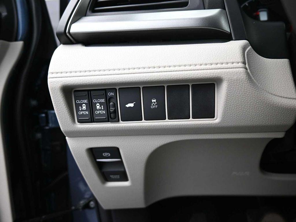 new 2026 Honda Odyssey car, priced at $45,250