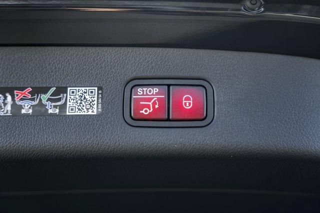 new 2026 Mercedes-Benz GLC 300 car