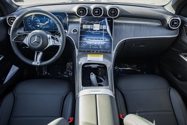 new 2026 Mercedes-Benz GLC 300 car