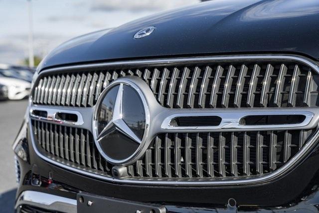 new 2026 Mercedes-Benz GLC 300 car