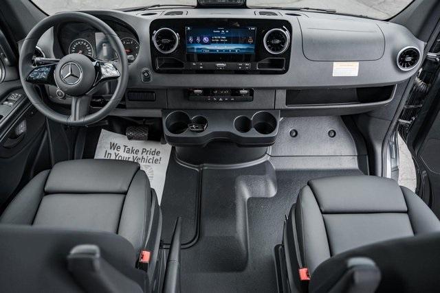 new 2025 Mercedes-Benz Sprinter 2500 car, priced at $76,300