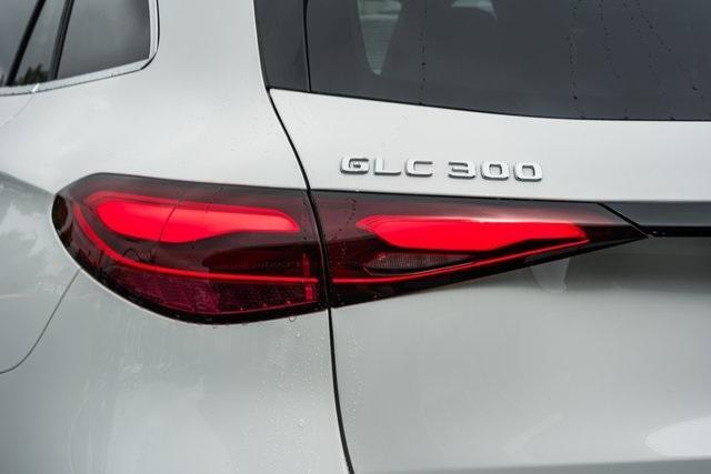 new 2024 Mercedes-Benz GLC 300 car, priced at $50,985