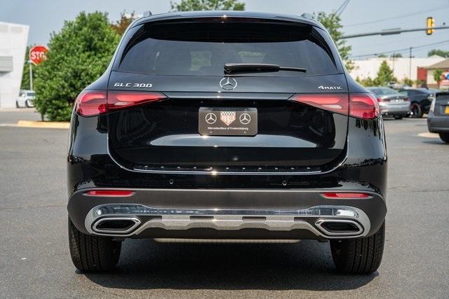 new 2025 Mercedes-Benz GLC 300 car, priced at $53,415