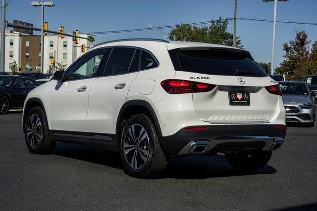 new 2025 Mercedes-Benz GLA 250 car, priced at $47,295