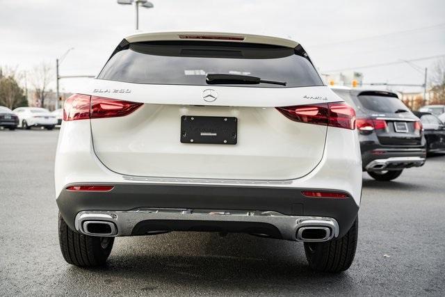 new 2025 Mercedes-Benz GLA 250 car, priced at $44,250