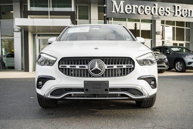 new 2025 Mercedes-Benz GLA 250 car, priced at $44,250