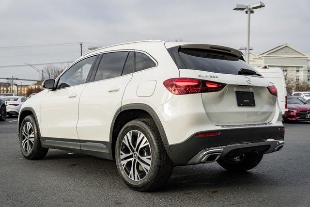 new 2025 Mercedes-Benz GLA 250 car, priced at $44,250