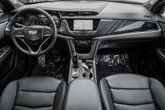 used 2025 Cadillac XT6 car, priced at $53,500