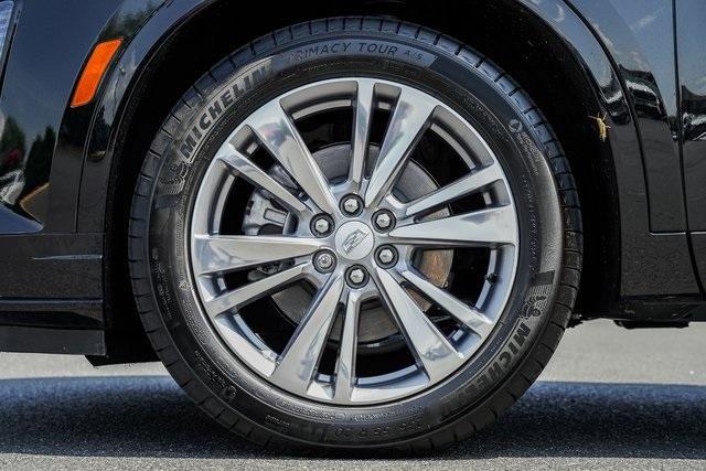 used 2025 Cadillac XT6 car, priced at $53,500