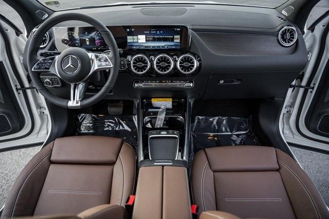 new 2025 Mercedes-Benz GLA 250 car, priced at $54,335