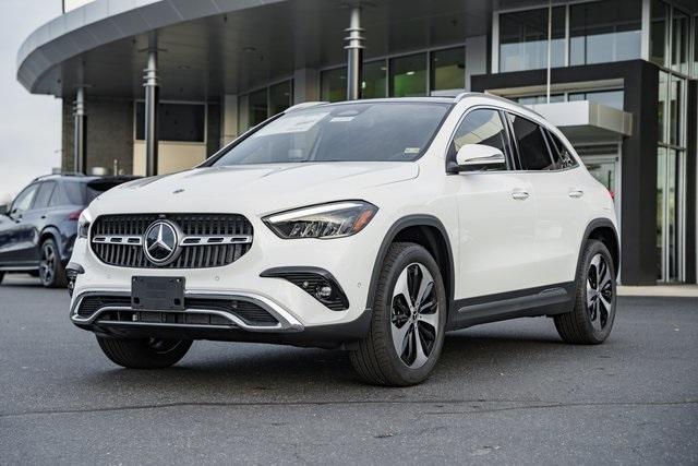 new 2025 Mercedes-Benz GLA 250 car, priced at $54,335