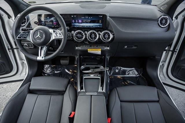 new 2025 Mercedes-Benz GLA 250 car, priced at $51,065