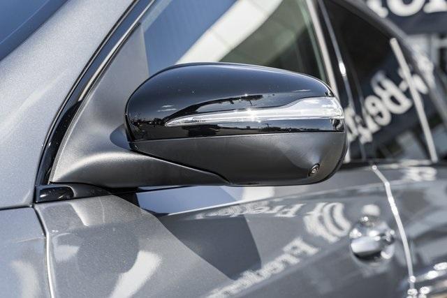 new 2026 Mercedes-Benz GLE 450 car, priced at $88,165