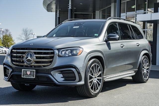 new 2025 Mercedes-Benz GLS 580 car, priced at $124,700