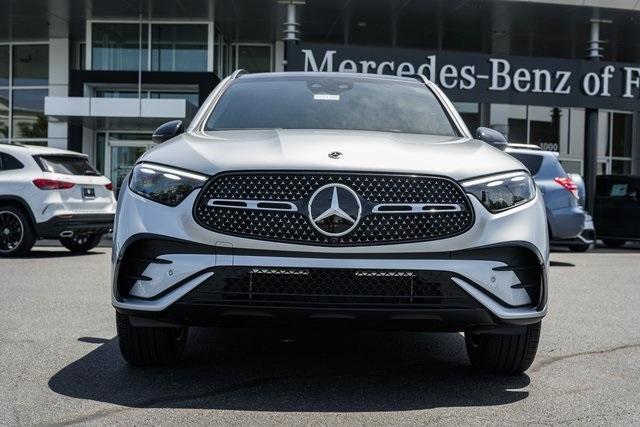 new 2024 Mercedes-Benz GLC 300 car, priced at $63,385