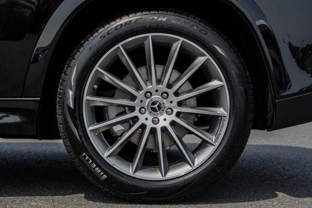 new 2025 Mercedes-Benz GLE 580 car, priced at $93,465