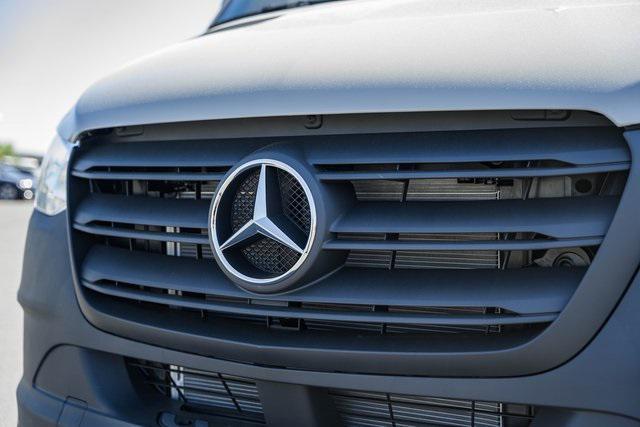 new 2024 Mercedes-Benz Sprinter 2500 car, priced at $61,003